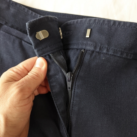 Talbots Navy Blue Crop Pants Women's size 8P - Picture 9 of 9